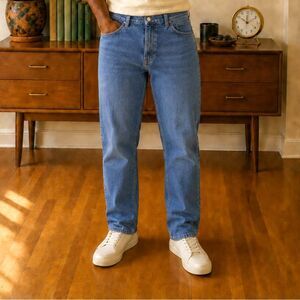 Levis 550 Mens Jeans 36x30 Relaxed Fit Tapered Leg Mid Wash Blue Casual Everyday